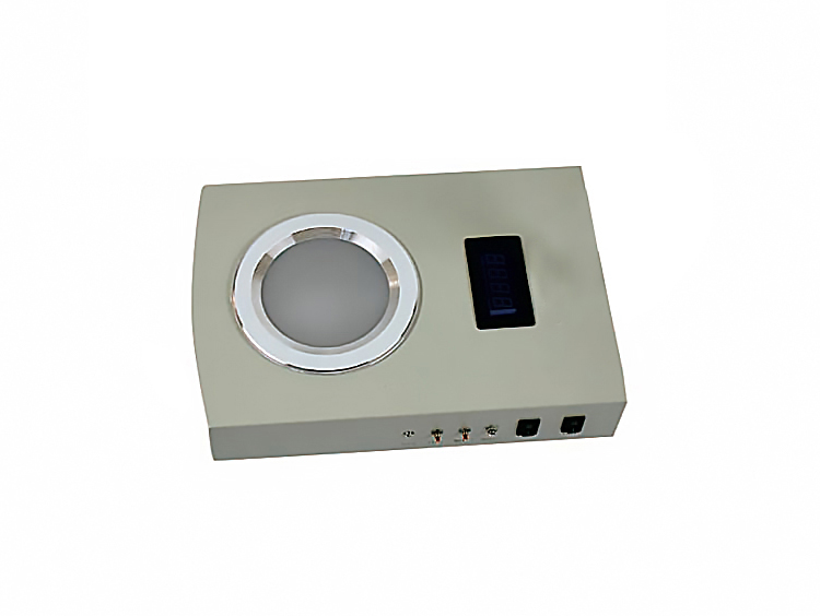 本儀器可減輕實驗人員的勞動強度，提高工效，提高工作質(zhì)量，廣泛用于食品、飲料、藥品、生物制品、化妝品、衛(wèi)生用品、飲用水、生活污水、工業(yè)廢水、臨床標(biāo)本中細菌數(shù)的檢驗。是各級防疫站、環(huán)境監(jiān)測站、食品衛(wèi)生監(jiān)督檢驗所、醫(yī)院、生物制品所、藥檢所、商檢局、食品廠、飲料廠、化妝品廠、日化廠及大專院校、科研單位實驗室的常備儀器。